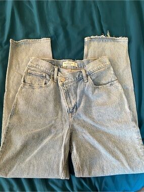 Abercrombie & Fitch 90s straight ultra High-Rise Jeans